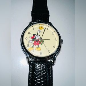 Walt Disney World Mickey Mouse Christmas Watch Special Edition Collectors! OBO!